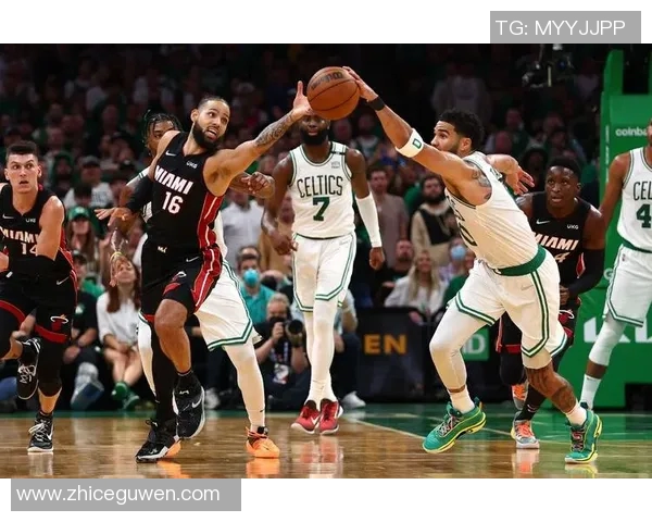 热火与凯尔特人激战正酣谁能在东部决赛中笑到最后